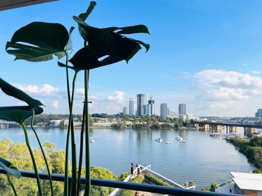 Stunning Waterfront 3 Bedroom With Pool, Bbq Apartment Sydney